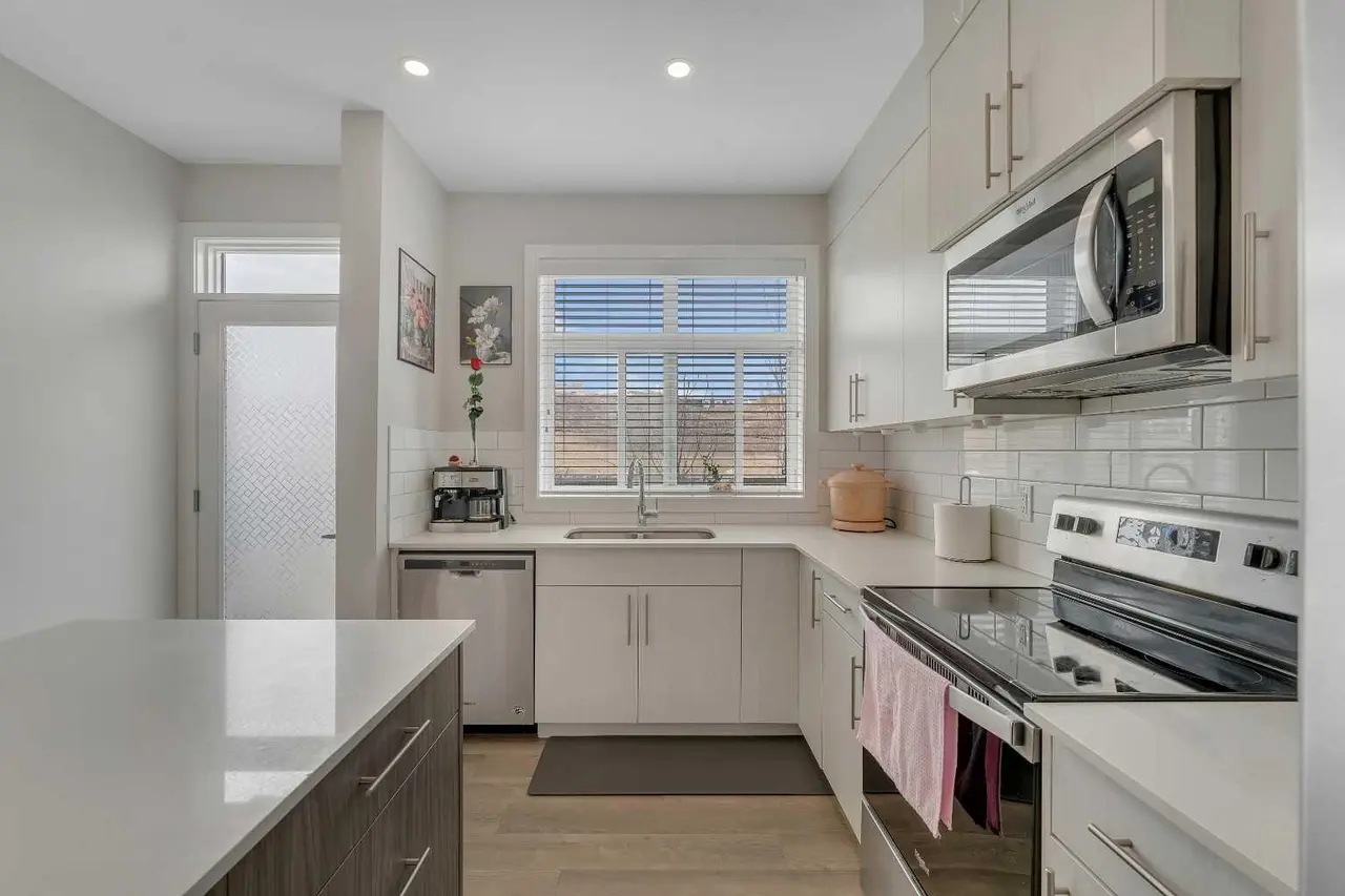 136 Sage Meadows Gardens NW