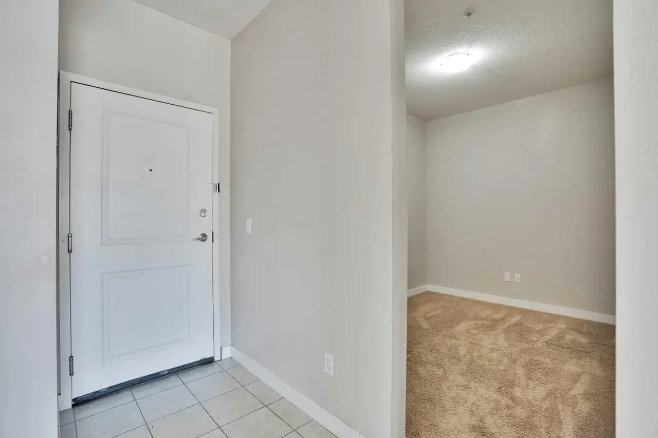 13, 330 2nd Street W