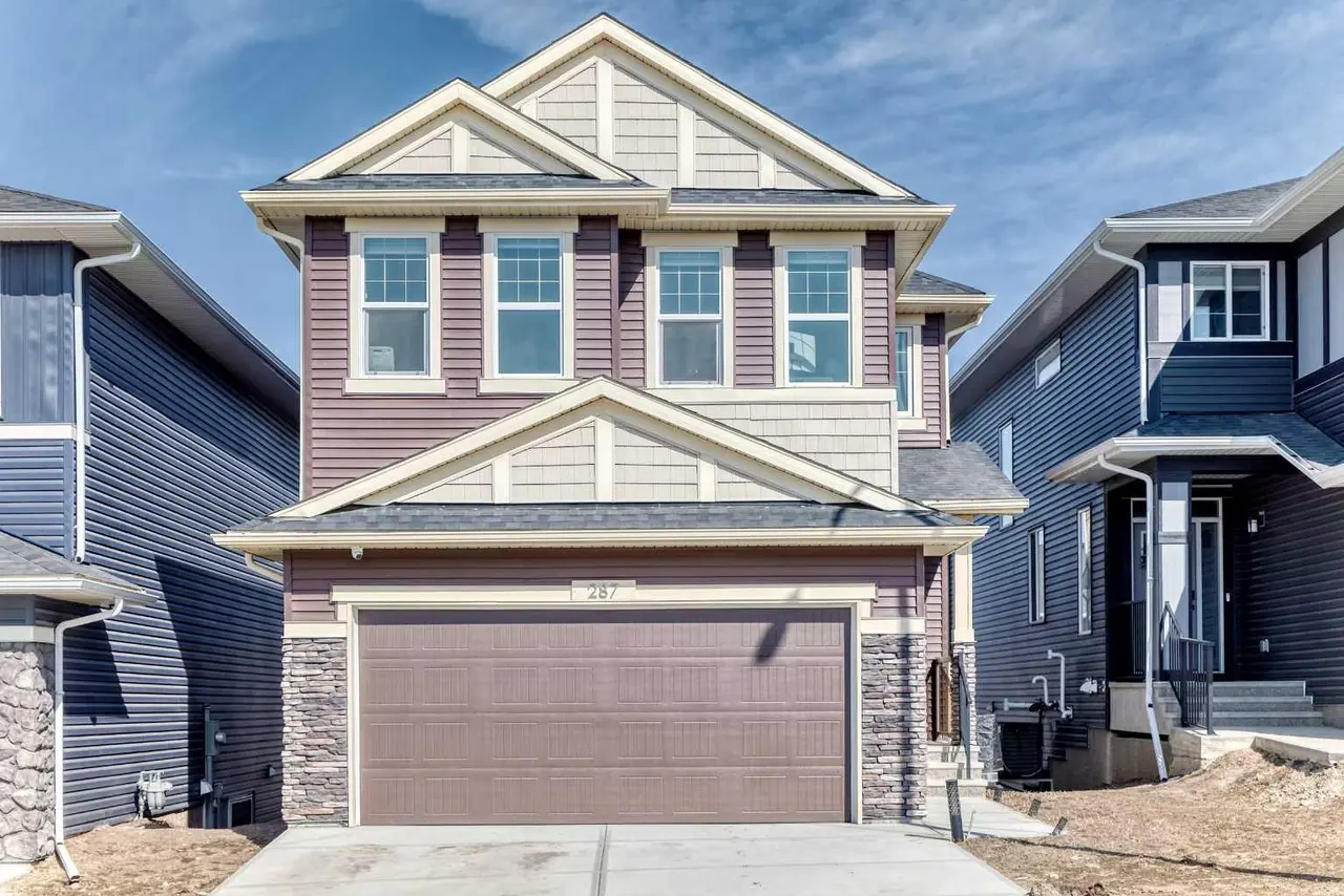 287 Amblehurst Way NW