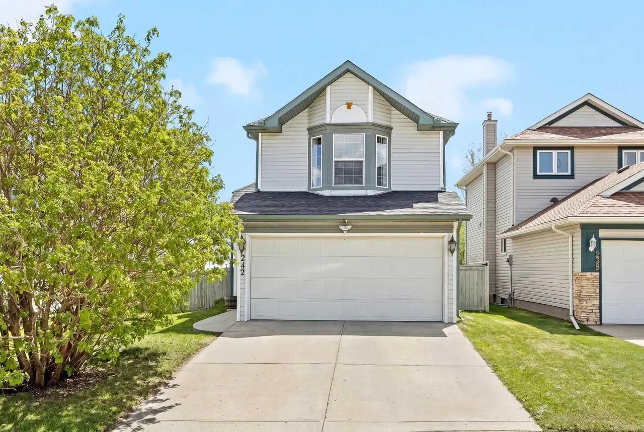 242 Hidden Spring Mews NW