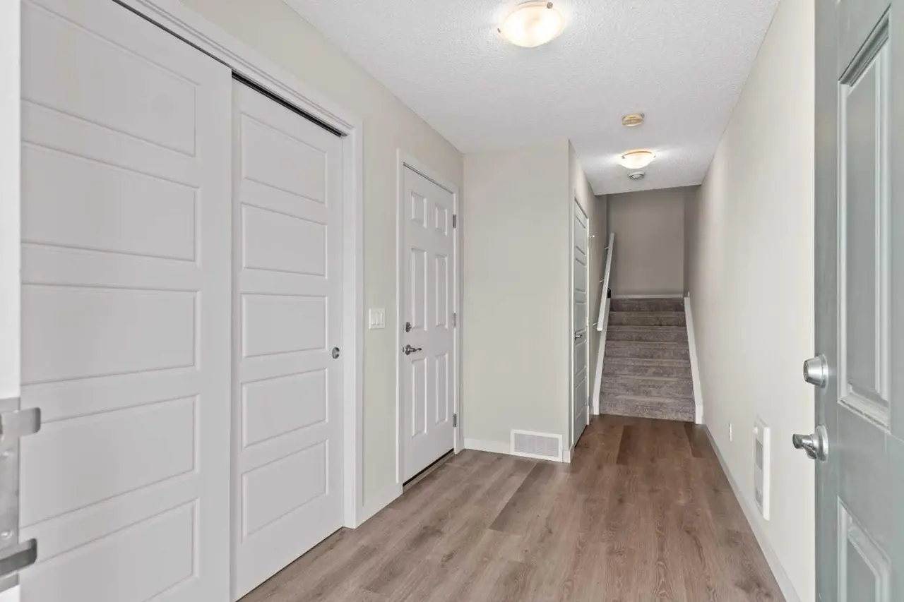 310, 32 Red Embers Parade NE