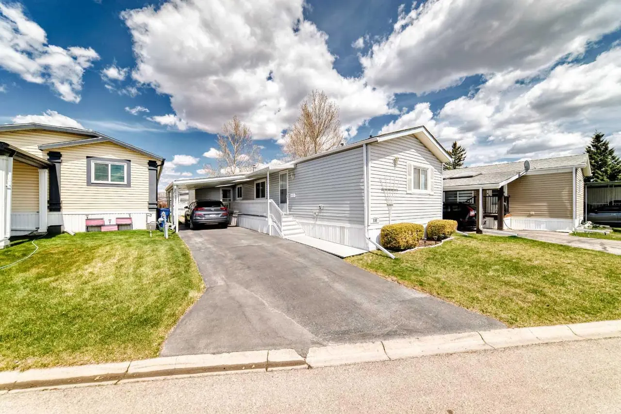 138, 99 Arbour Lake Road NW