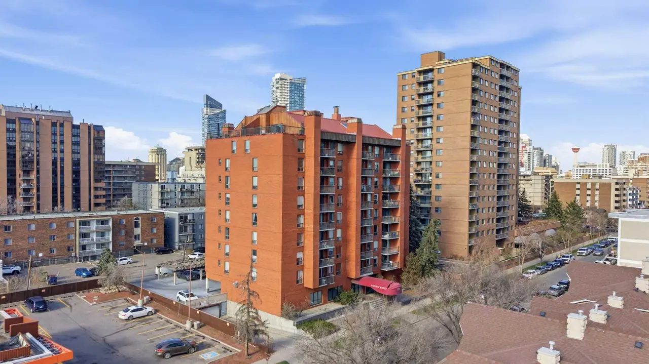 202, 1334 14 Avenue SW