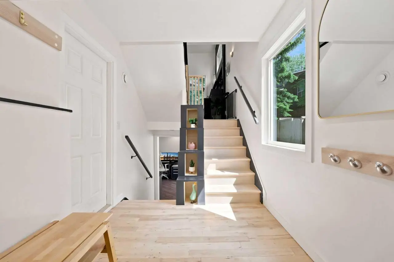 68, 27 Silver Springs Drive NW