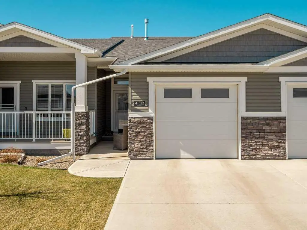 4, 322 Northlander Bend W
