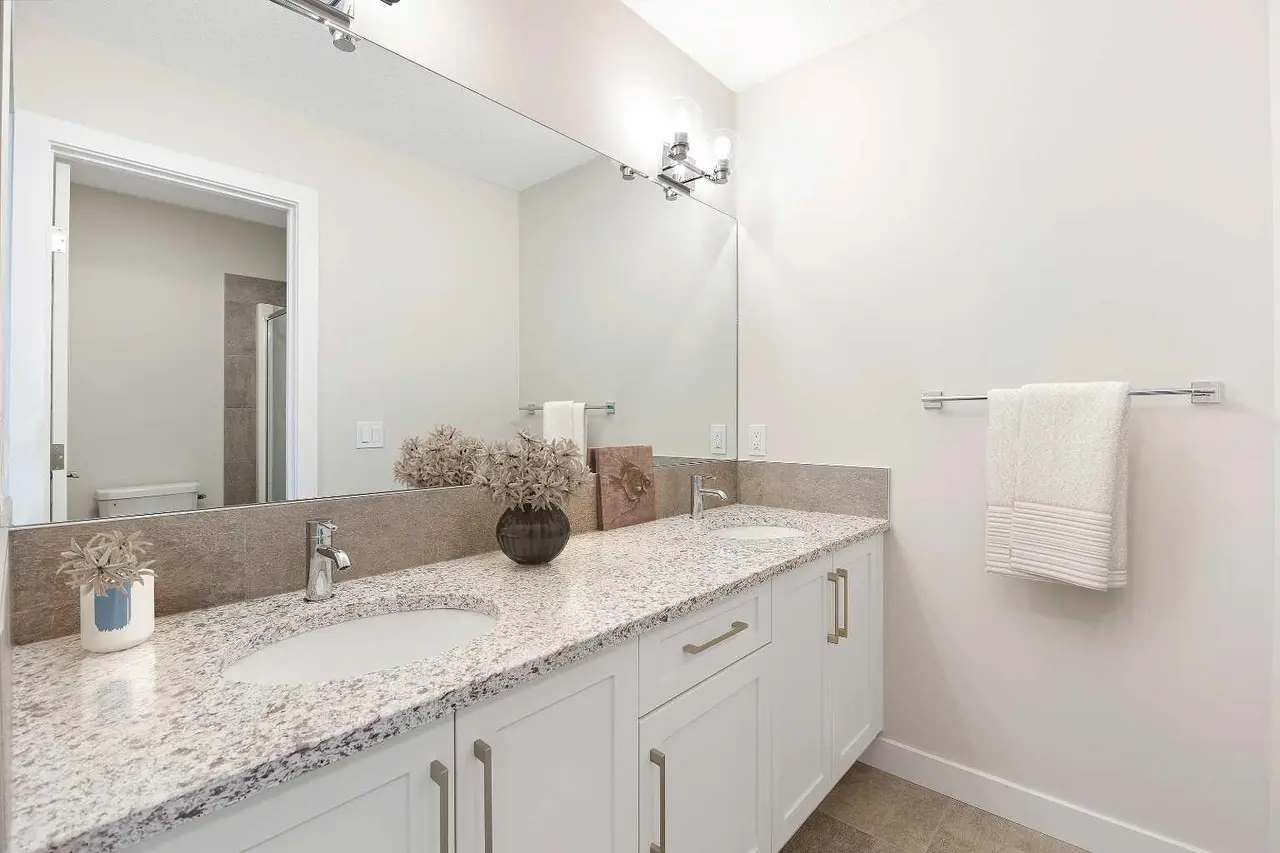 215 Waterford Heights 