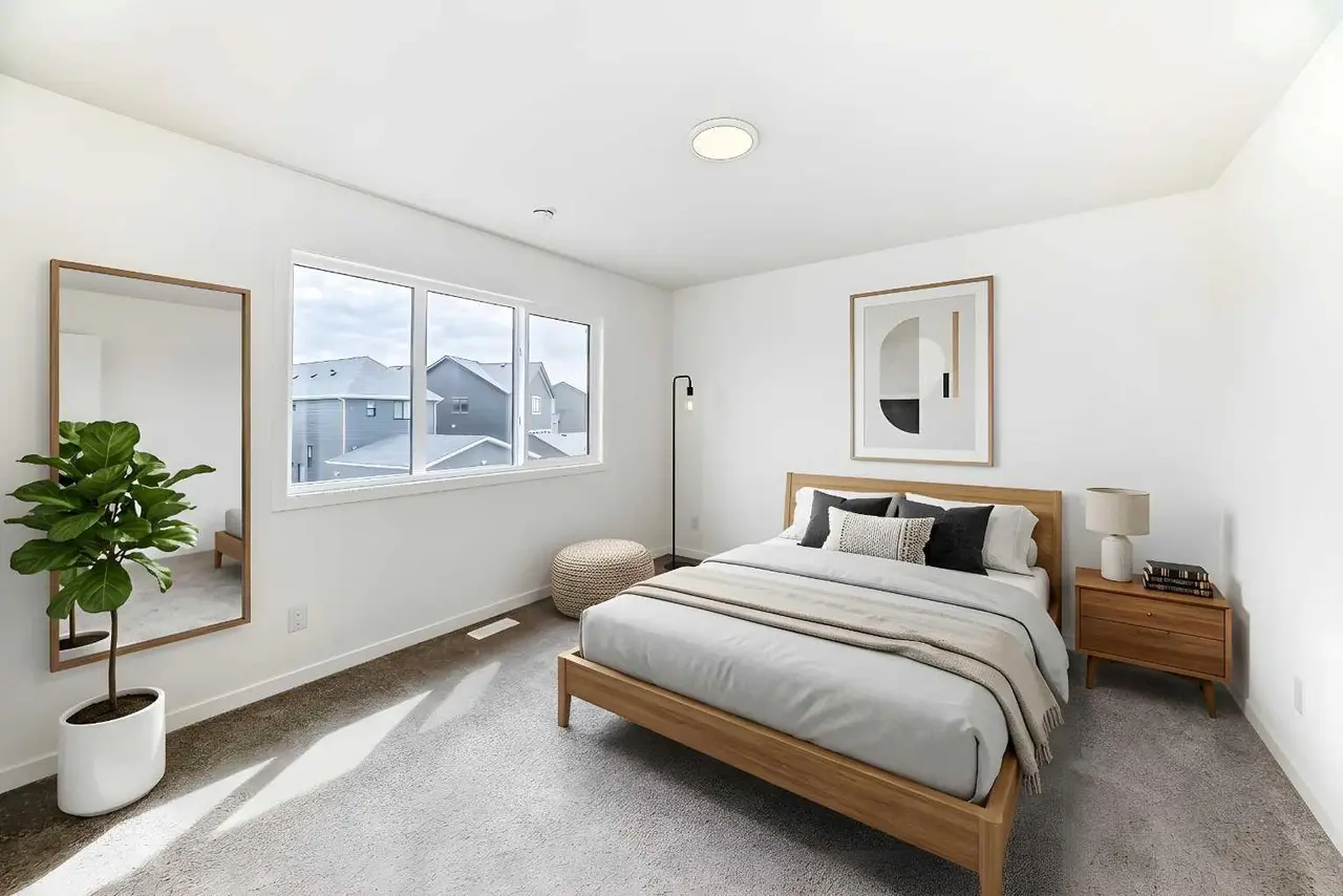 36 Mercado Road SE