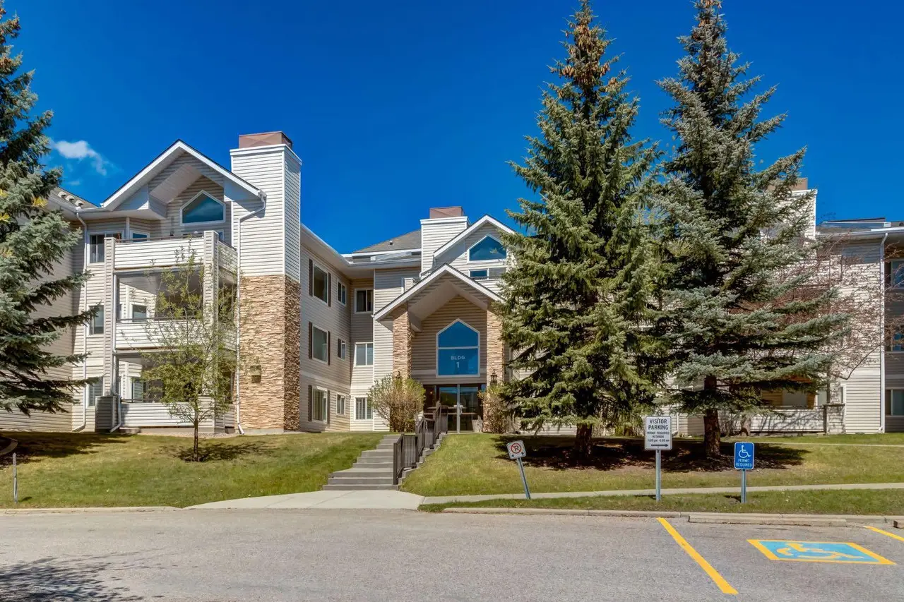 1315, 7451 Springbank Boulevard SW