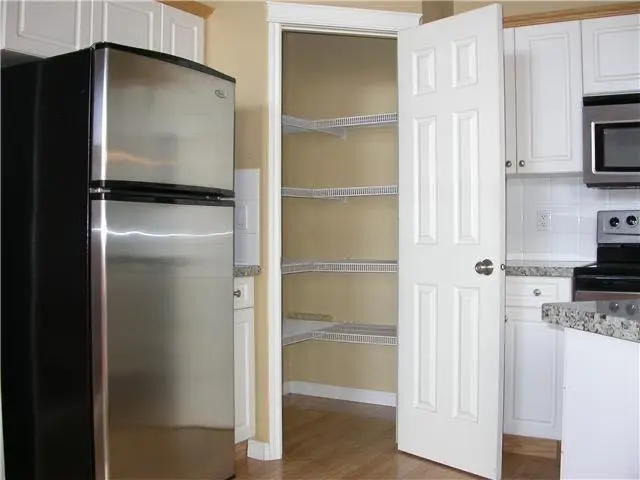 1315, 7451 Springbank Boulevard SW
