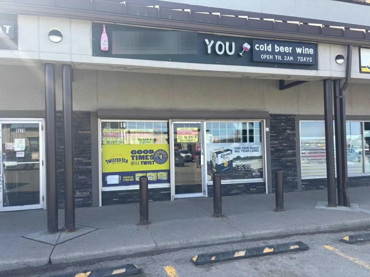 9677, 9639 Macleod Trail SW