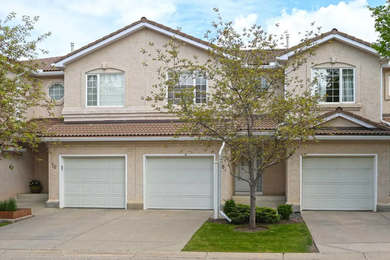 78 Hamptons Link NW