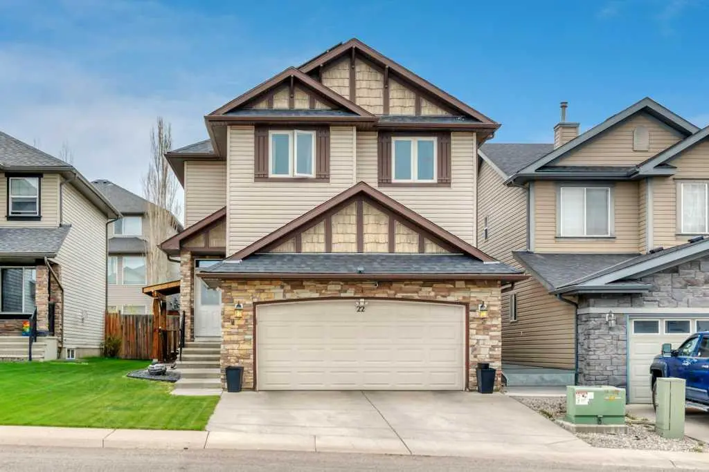 22 Kincora Heights NW