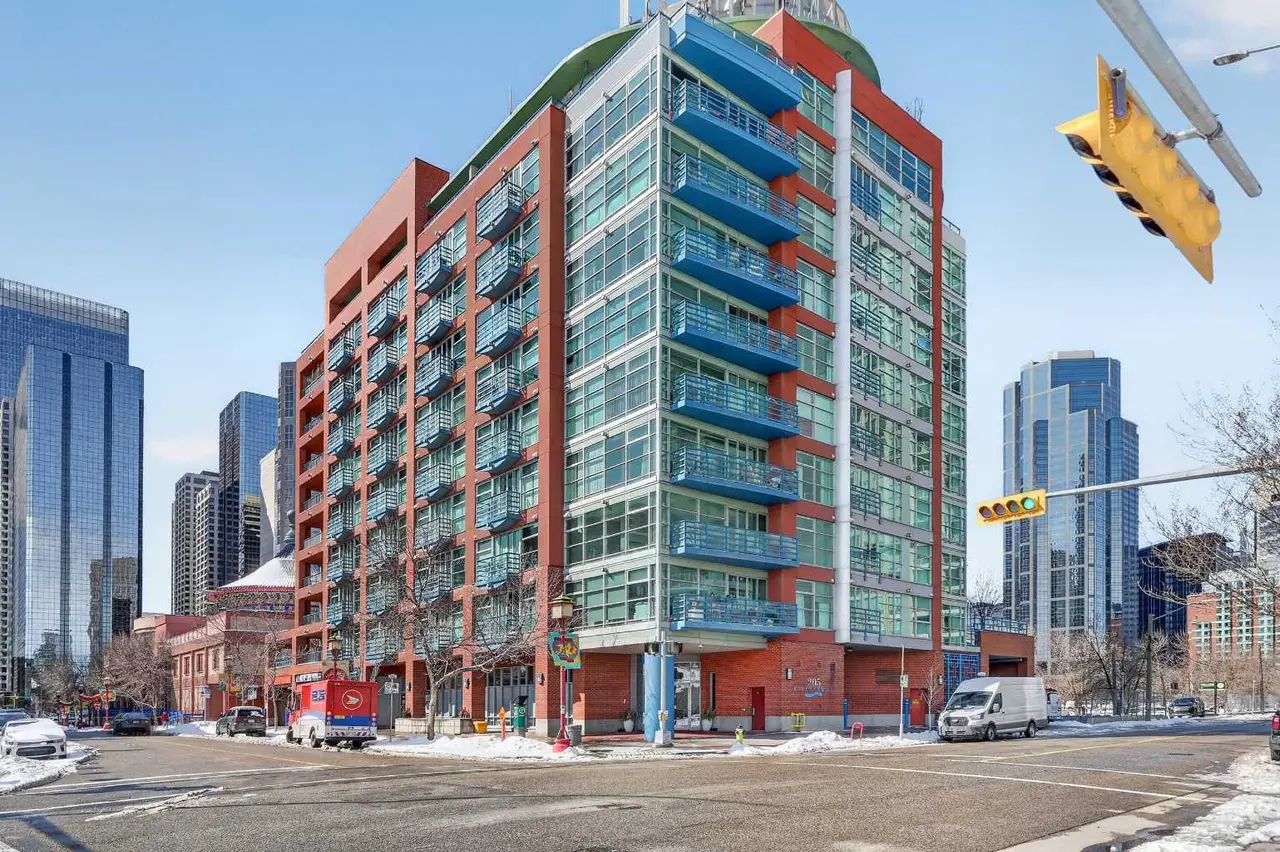 312, 205 Riverfront Avenue SW