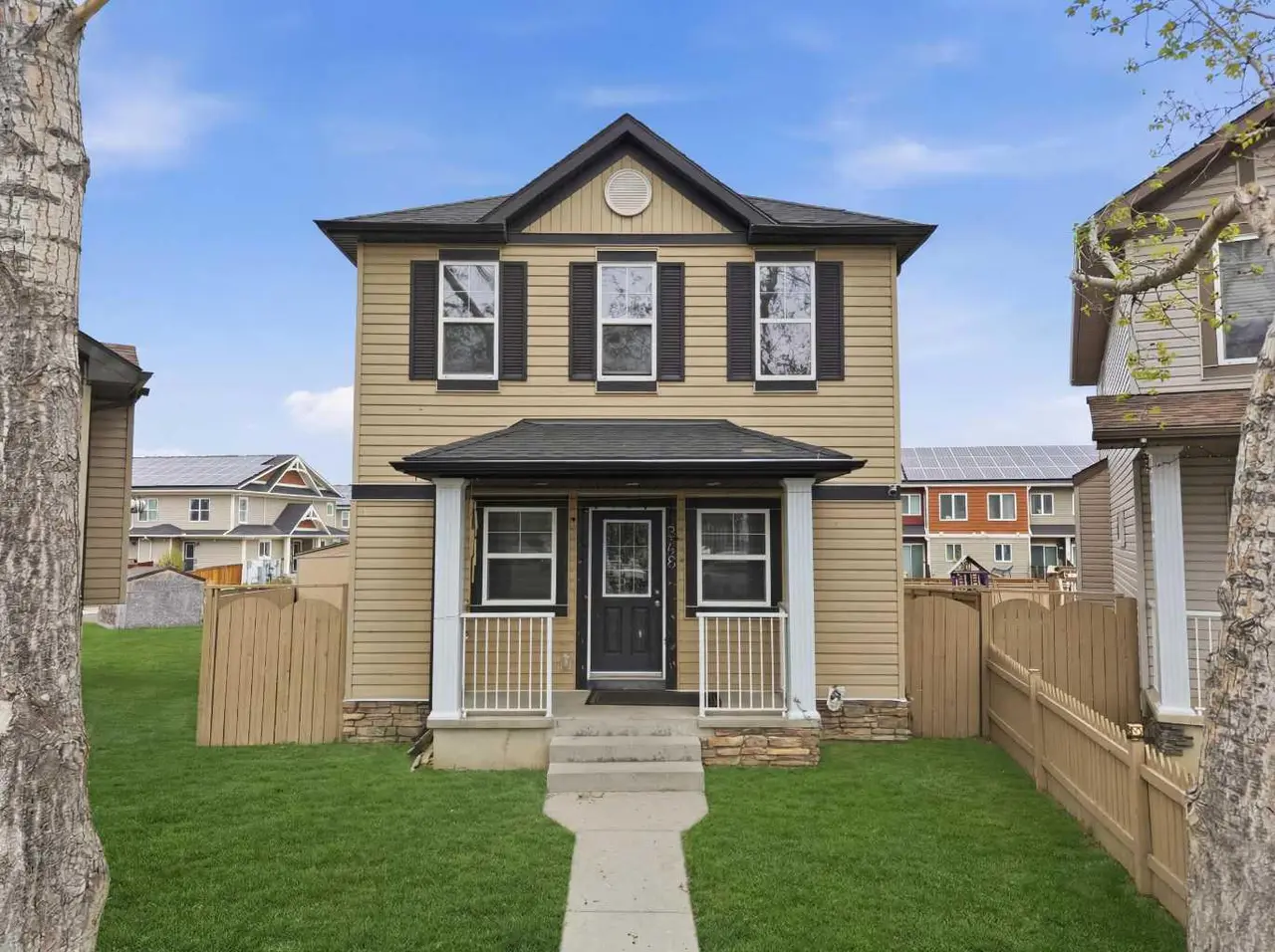 246 Martinwood Place NE