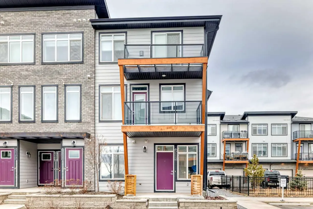 3112, 410 Seton Passage SE