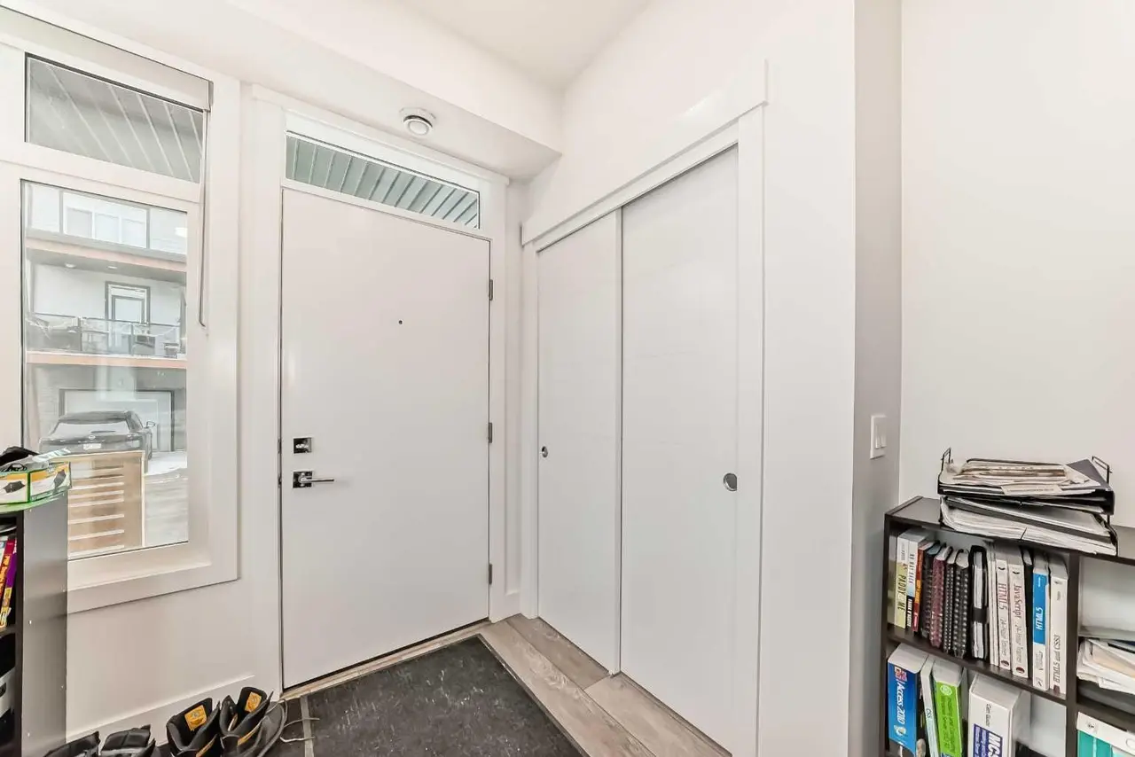 3112, 410 Seton Passage SE