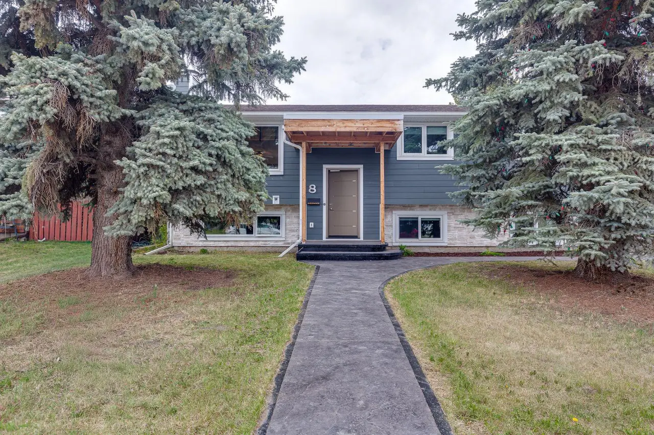8 Nielsen Close