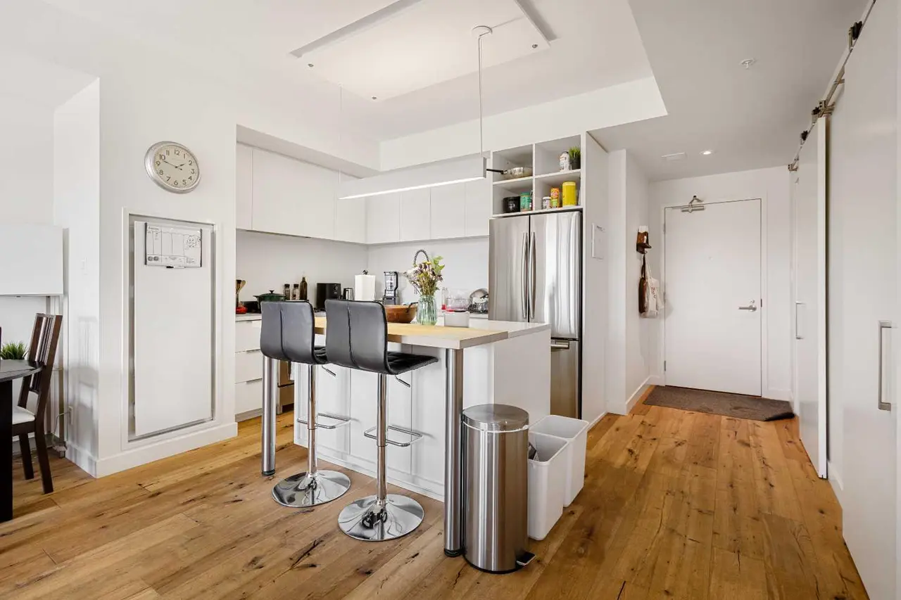 225, 63 Inglewood Park SE