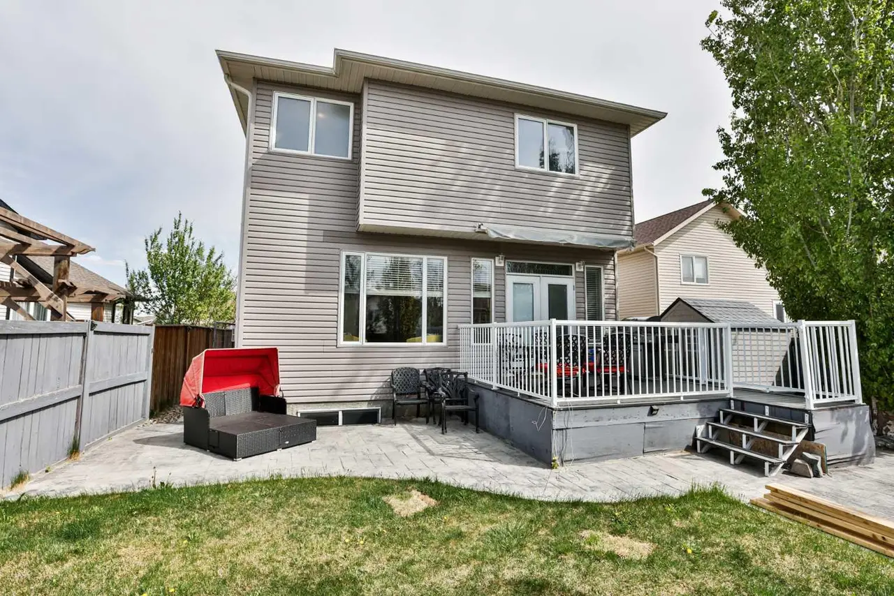 14 Thyrza Burkitt Place N
