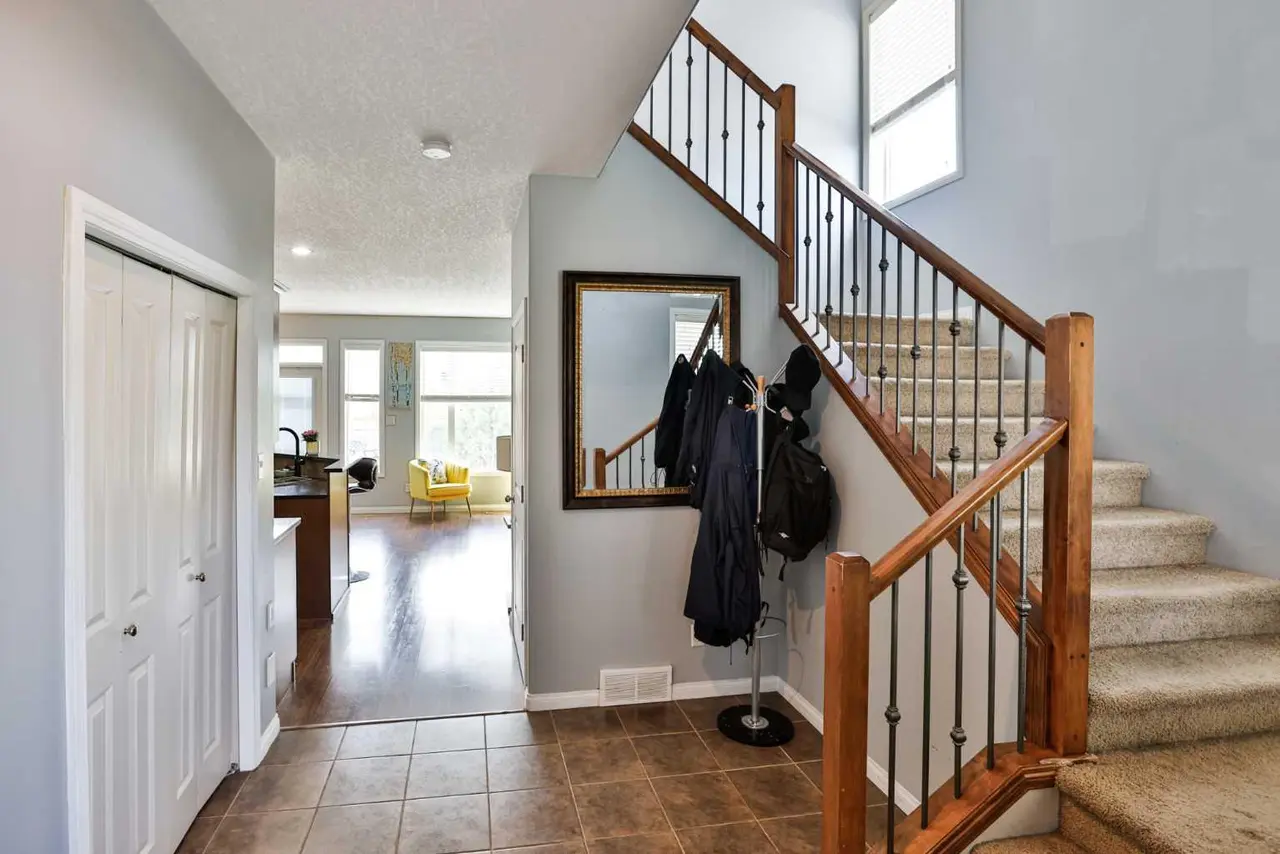 14 Thyrza Burkitt Place N