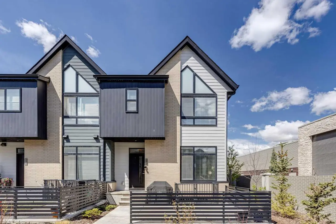 310 Sage Meadows Gardens NW