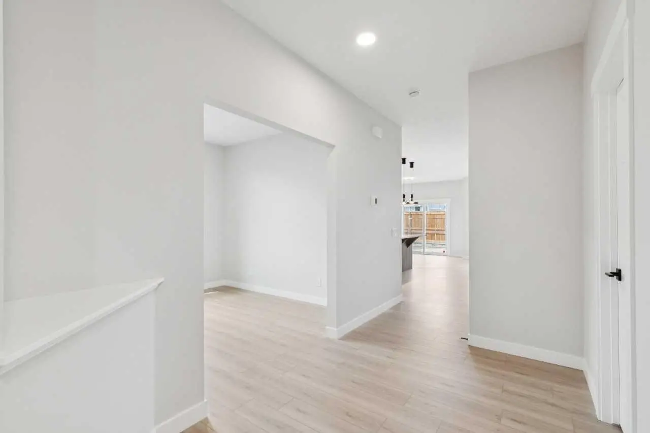 271 Bridgeport Circle 