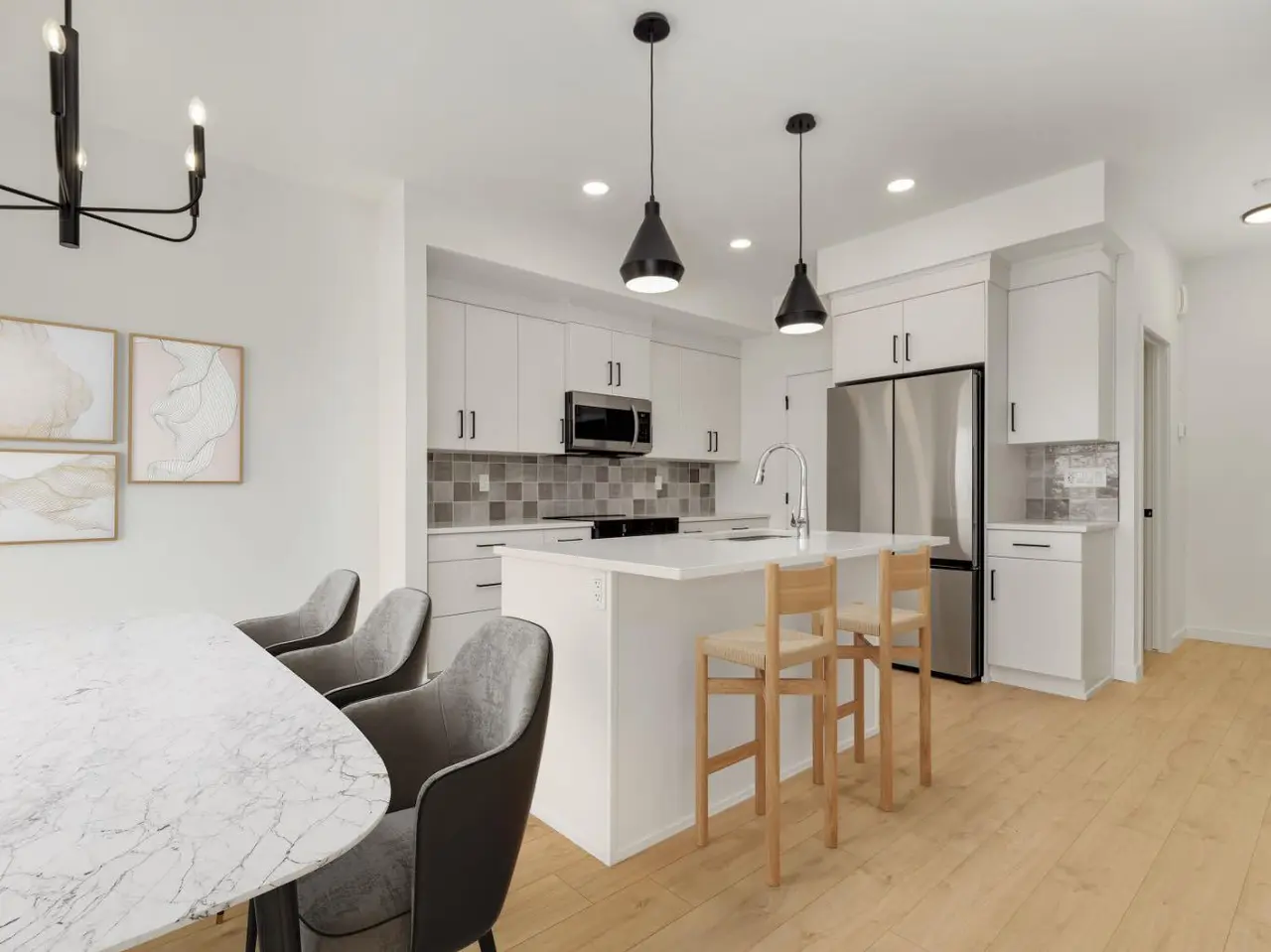 554 Malahat Green W