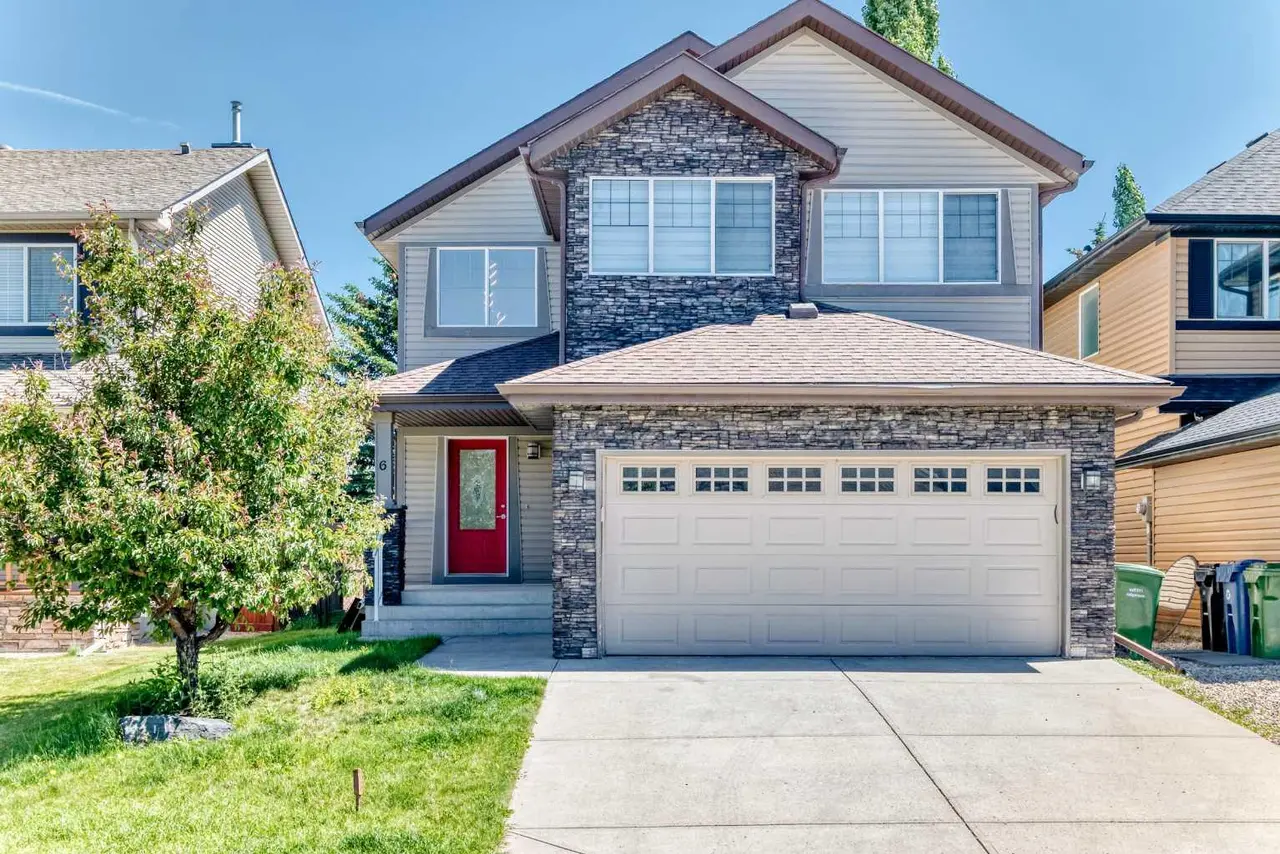 6 Cougarstone Crescent SW