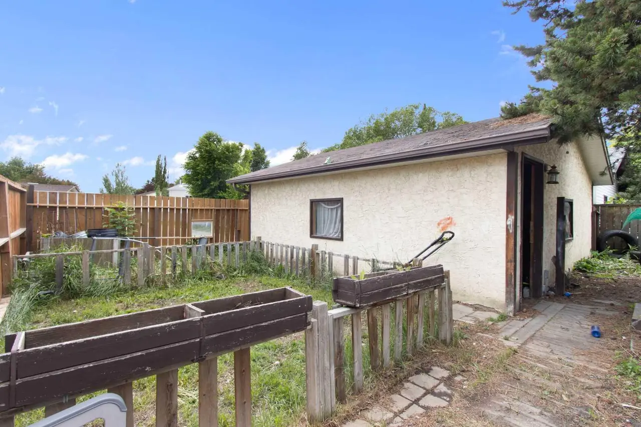 311 Templeside Circle NE