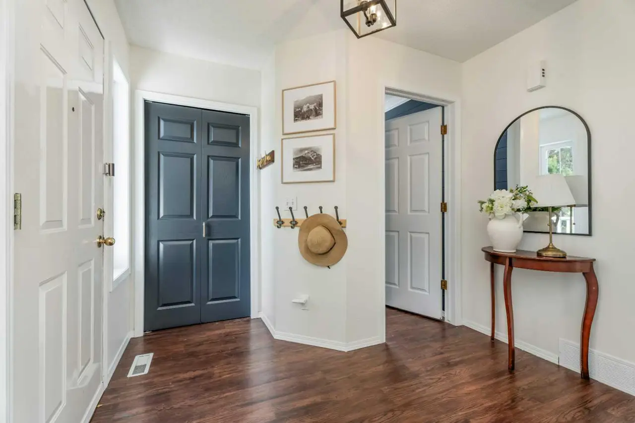 3 Big Springs Hill SE