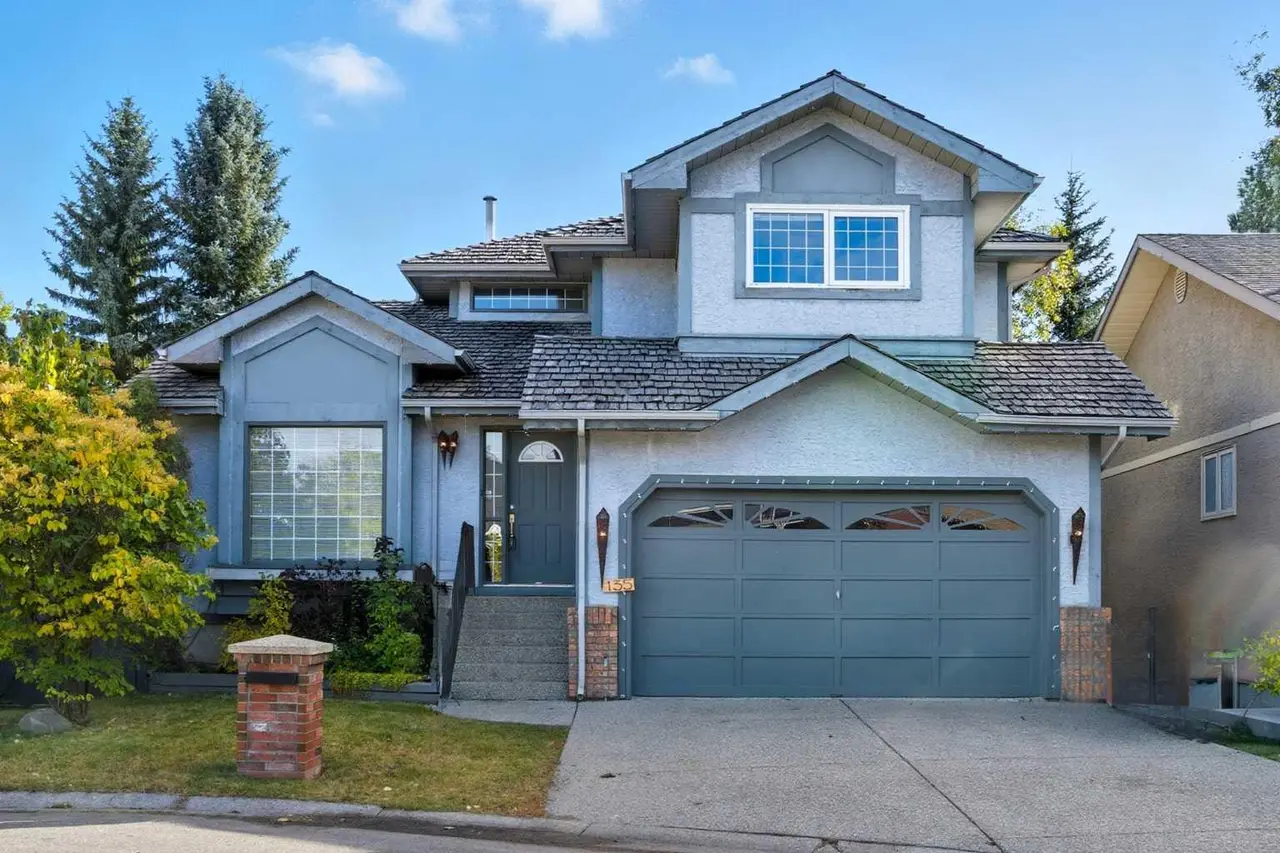 135 Canterbury Court SW