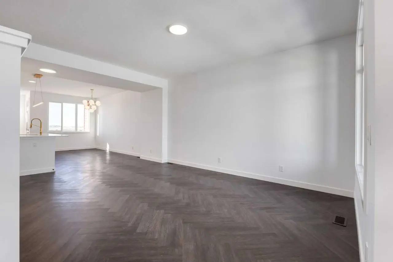 282 Heartwood Parade SE