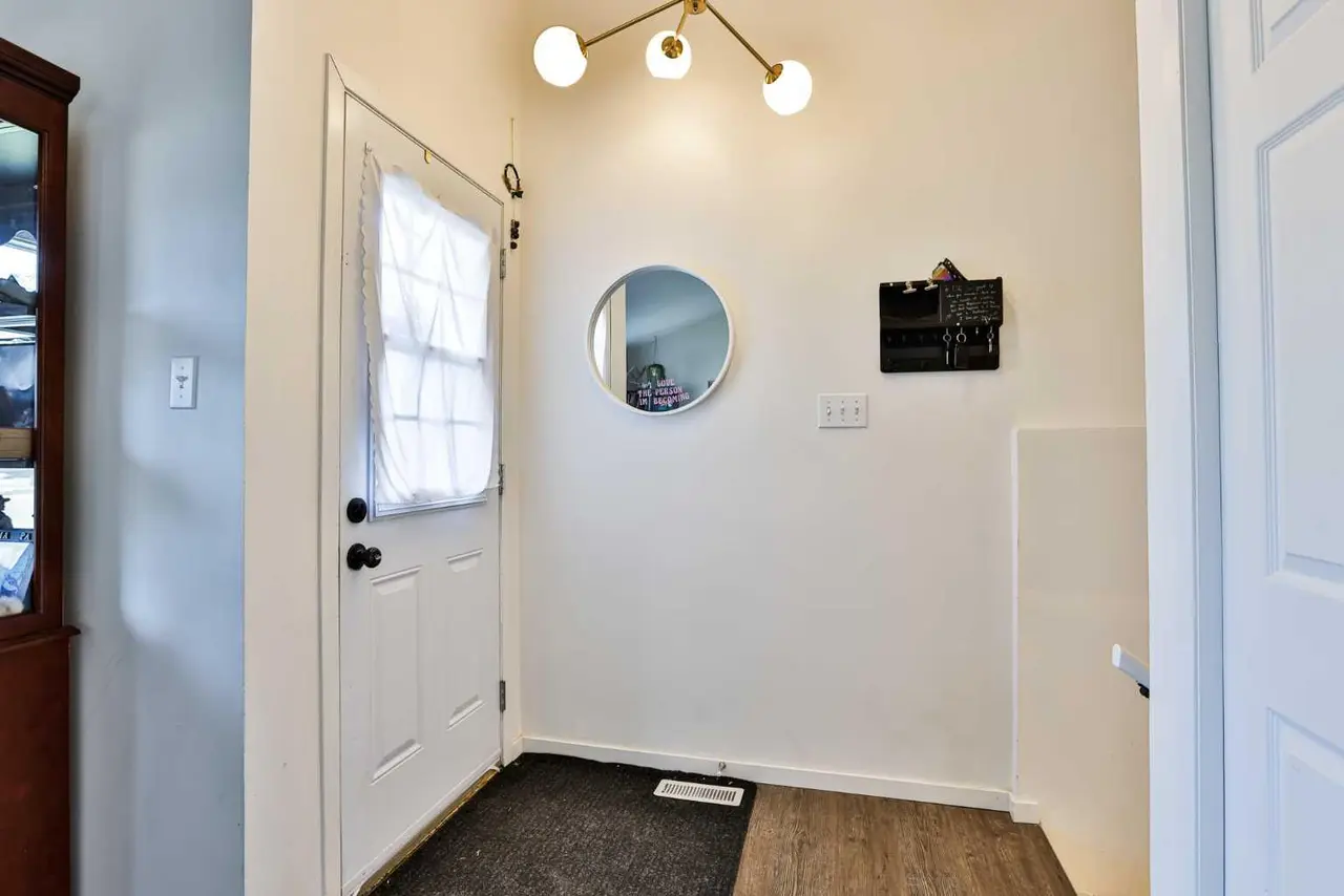 65 Princeton Crescent W