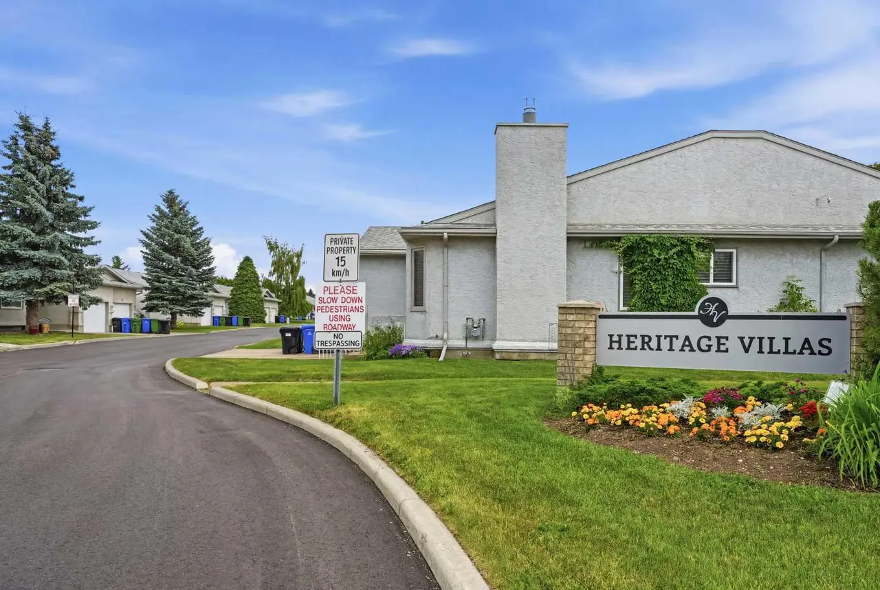 60 Rundlelawn Green NE