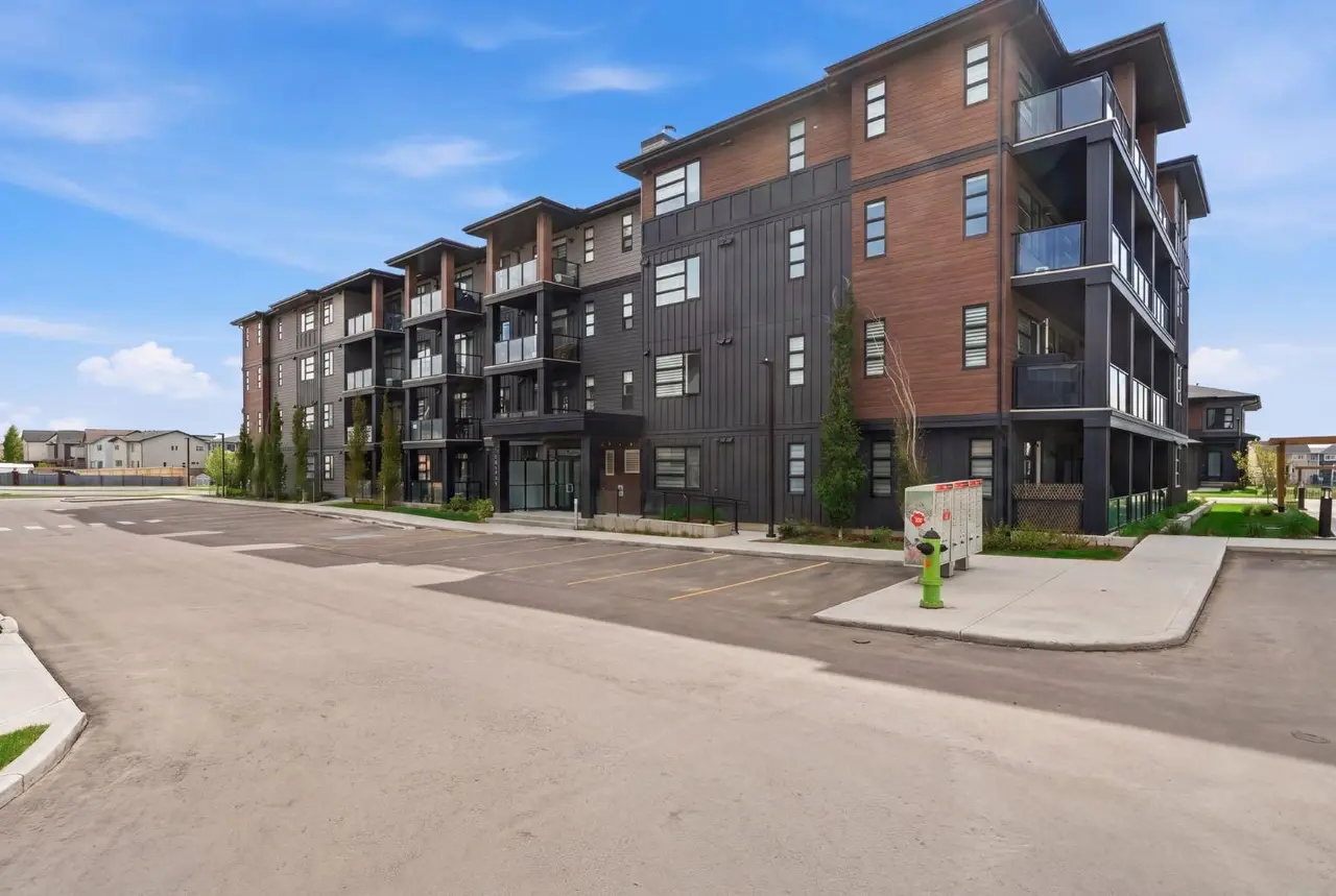 2103, 55 Lucas Way NW