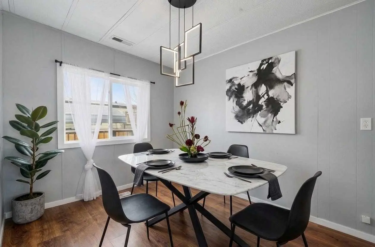 281, 6220 17 Avenue SE