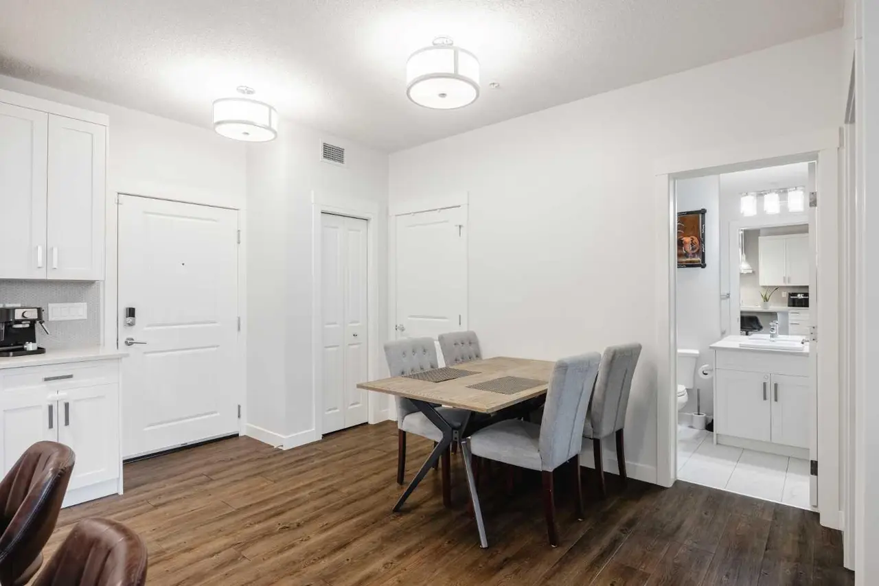 105, 110 Auburn Meadows View SE