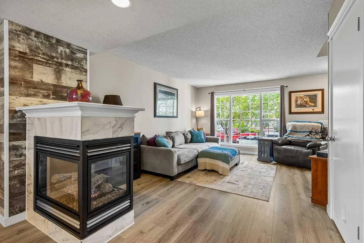 65 Prestwick Heights SE