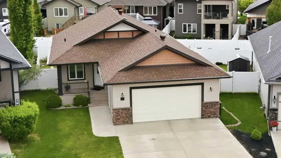 171 Voisin Close 