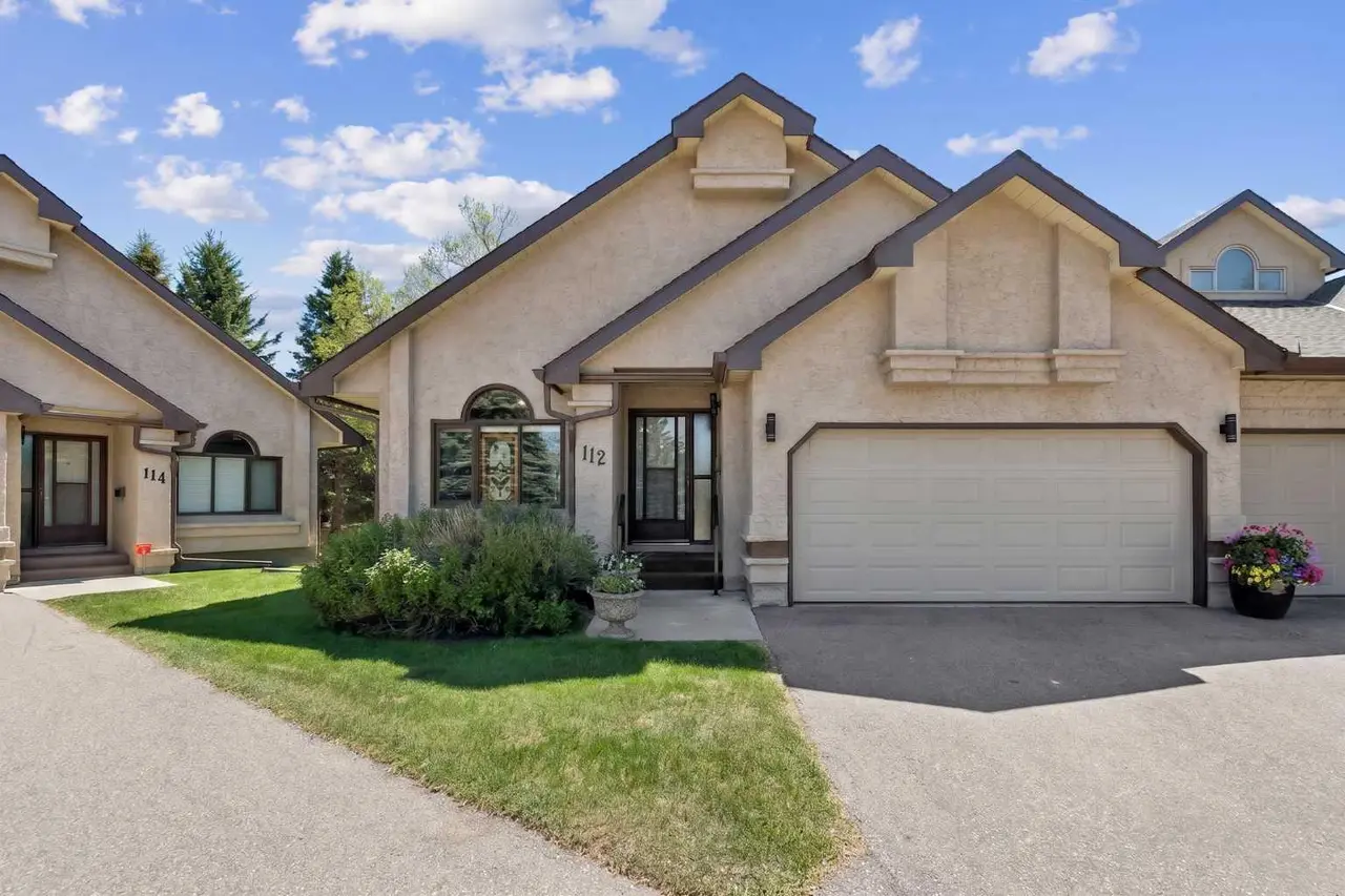 112 Oakbriar Close SW