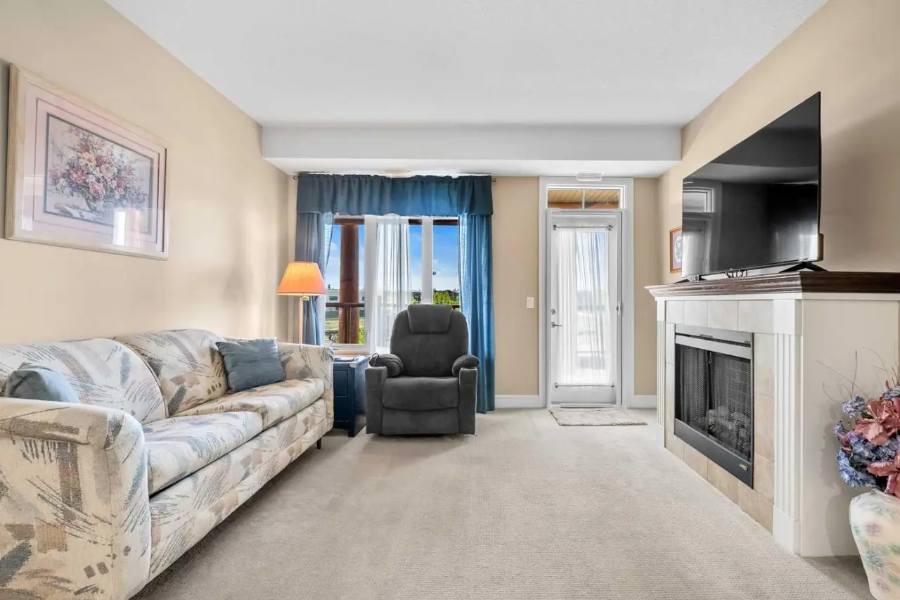 2303, 2330 Fish Creek Boulevard SW