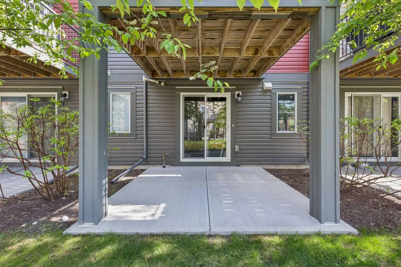 213 Copperpond Villas SE