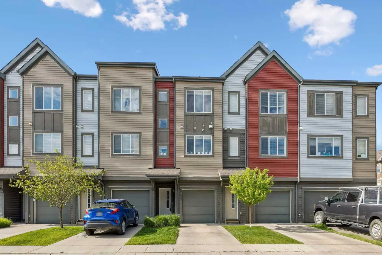 213 Copperpond Villas SE
