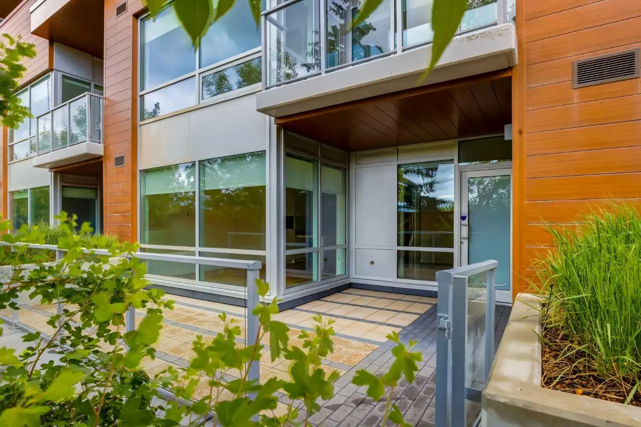110, 8505 Broadcast Avenue SW