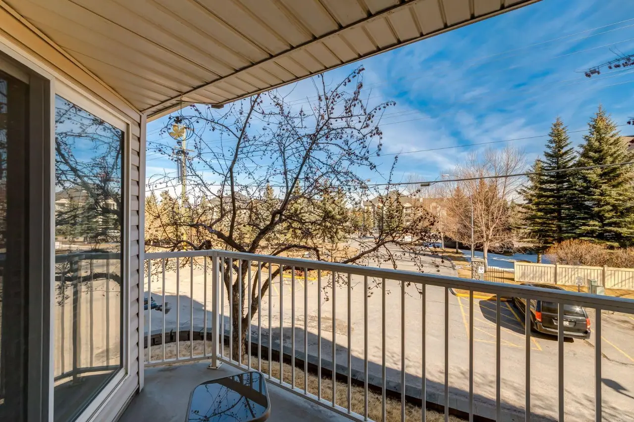 101, 11 Somervale View SW