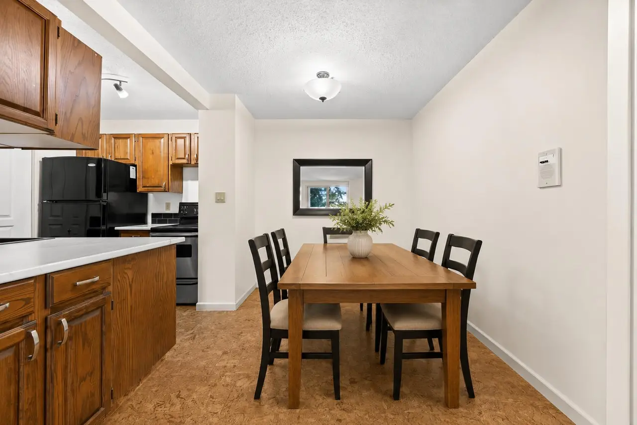722, 6400 Coach Hill Road SW