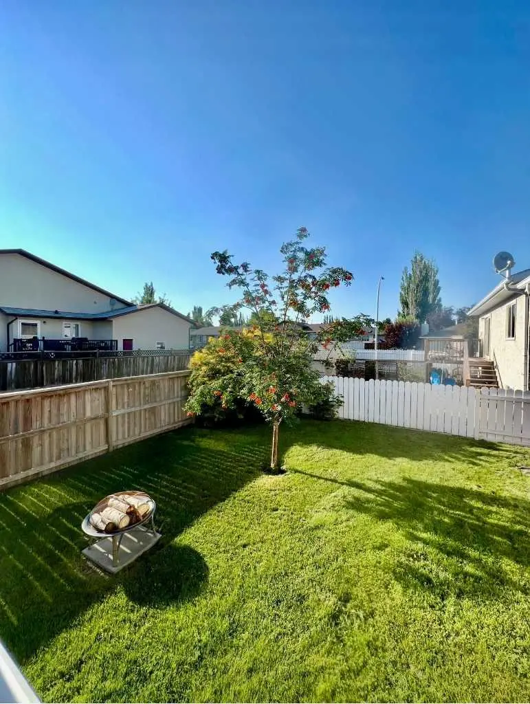 719 Parkland Drive 