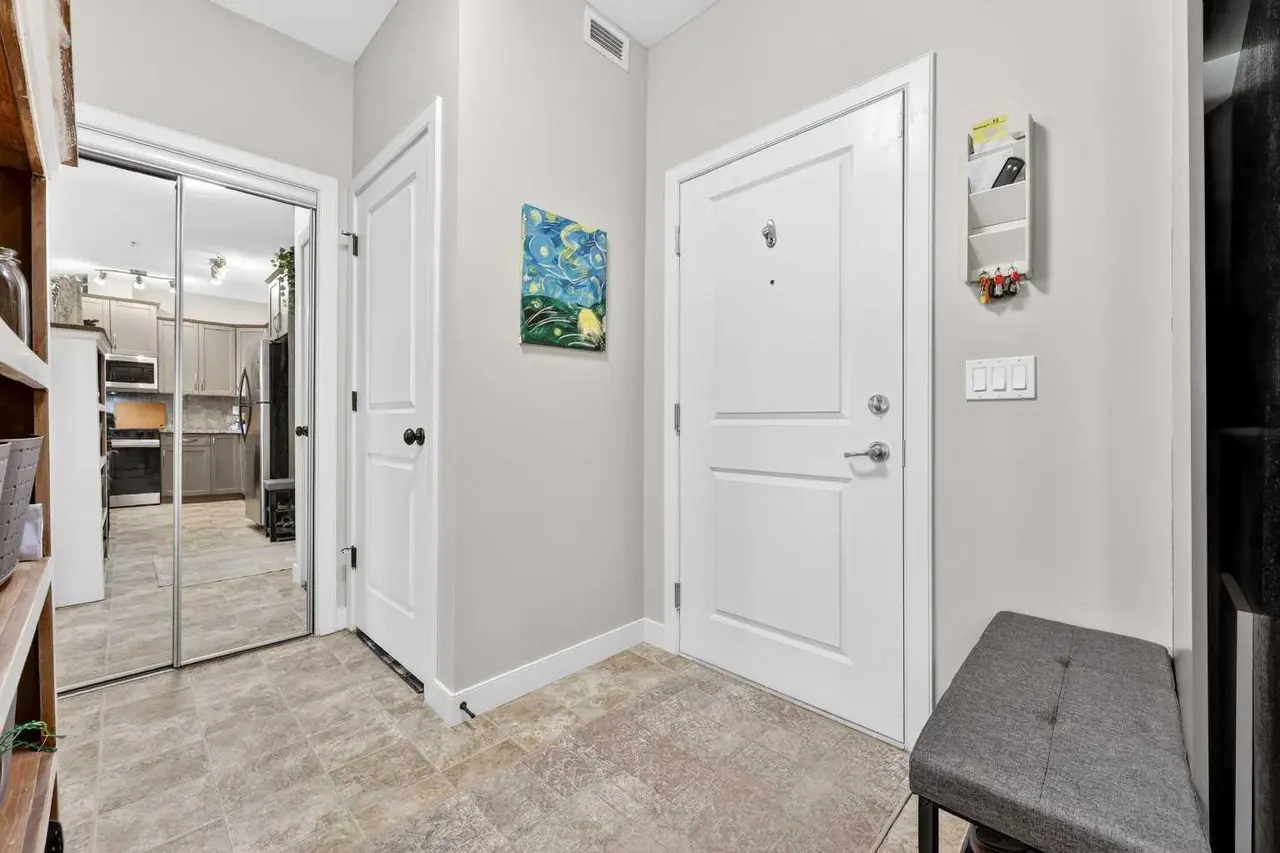 216, 35 Aspenmont Heights SW