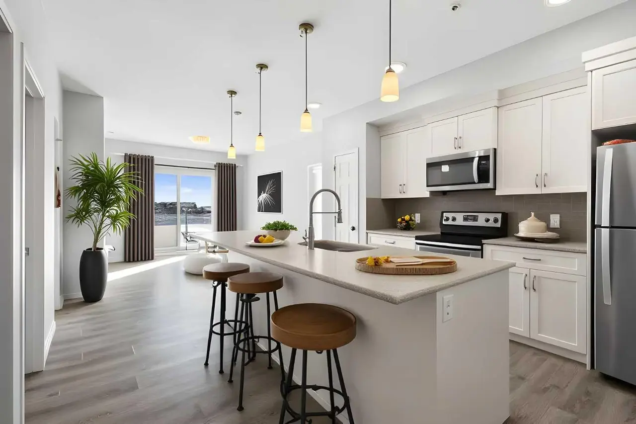 305, 20 Seton Park SE