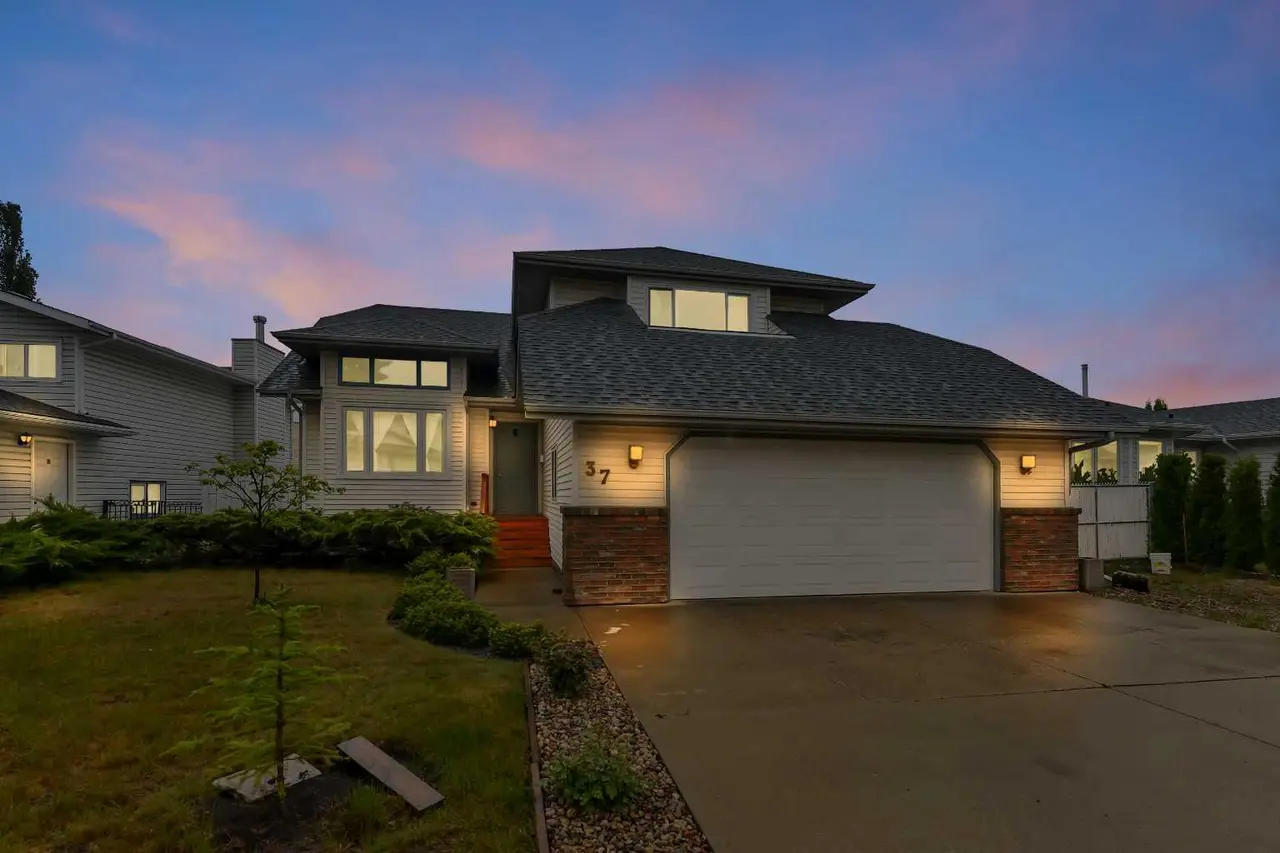 37 Denovan Crescent 